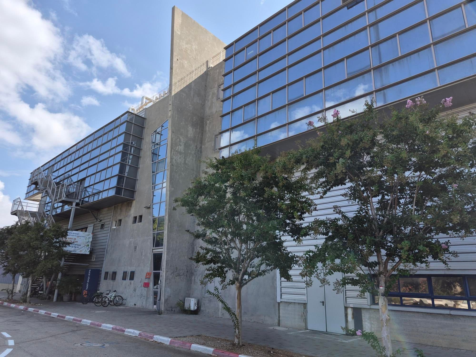 משרד 4800 מ״ר, תמונה 3
