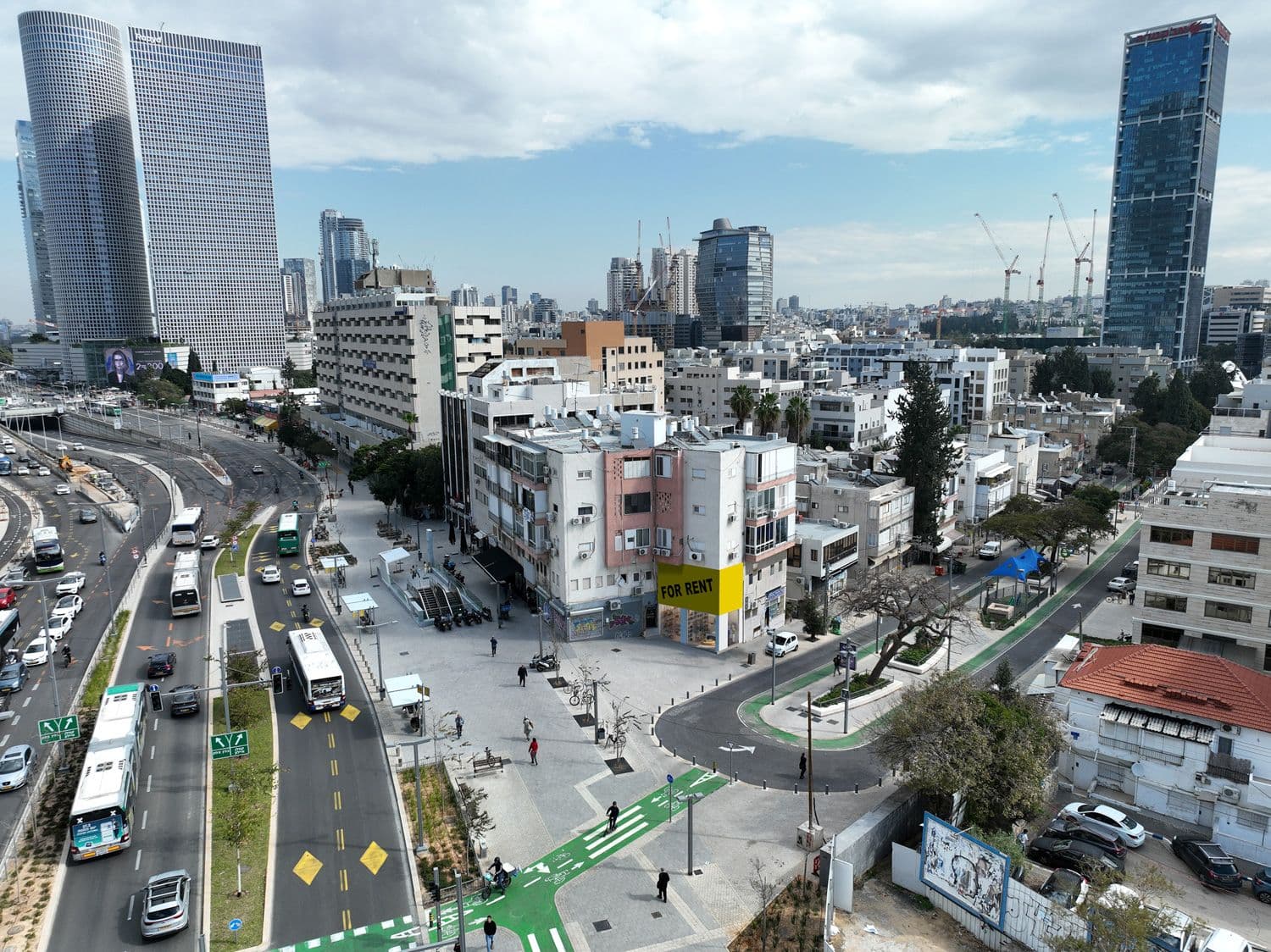 חנות 70 מ״ר, תמונה 2