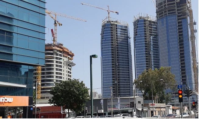 משרד 685 מ״ר, תמונה 3