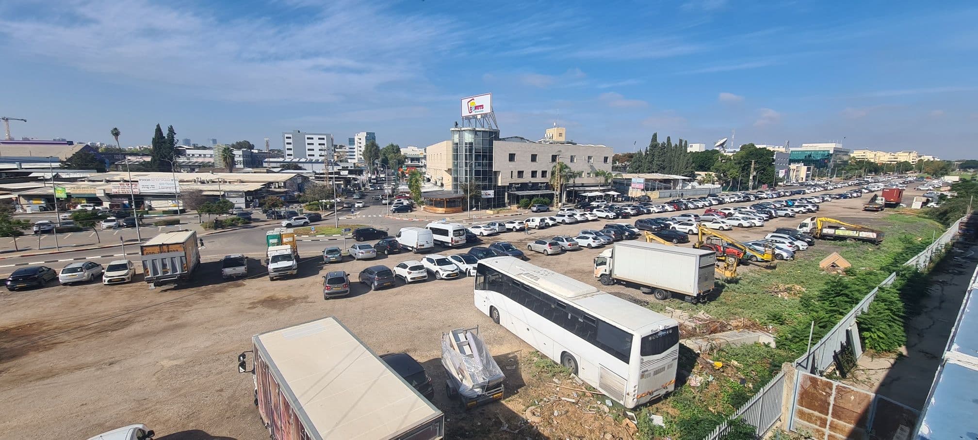 מבנה תעשיה 8000 מ״ר, הדרים החדשה, כפר סבא