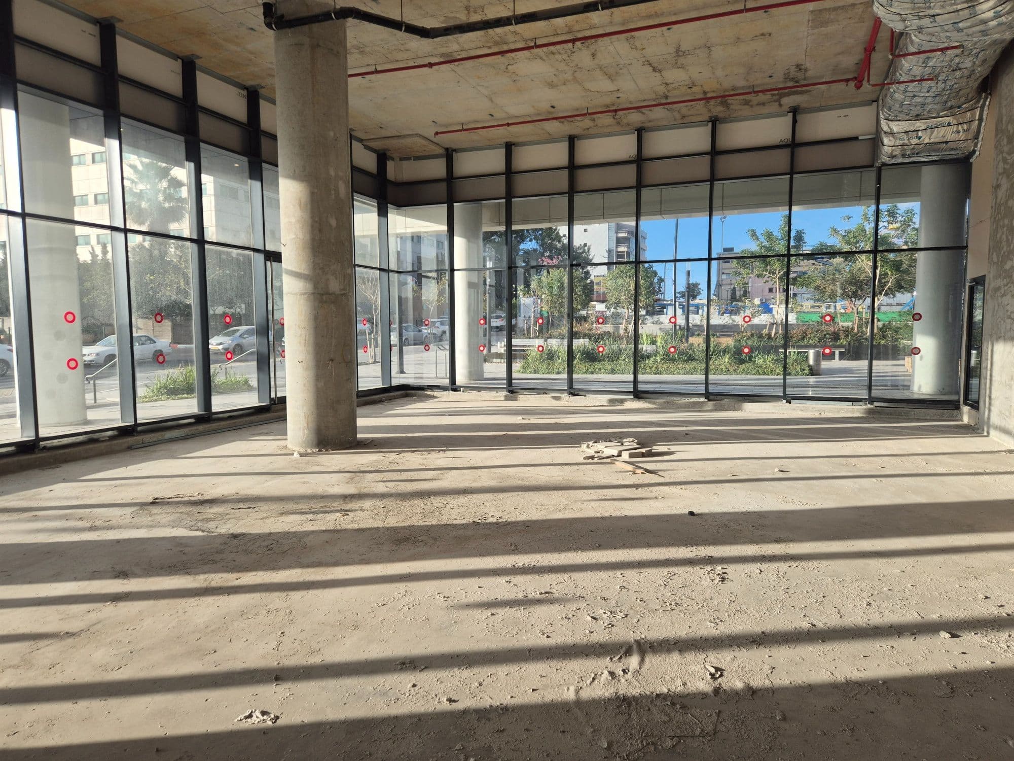 משרד 300 מ״ר, תמונה 2