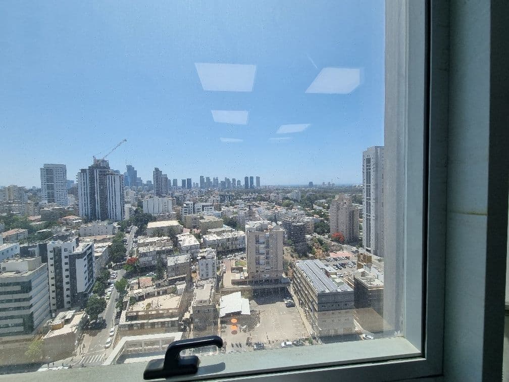 משרד 95 מ״ר, תמונה 2