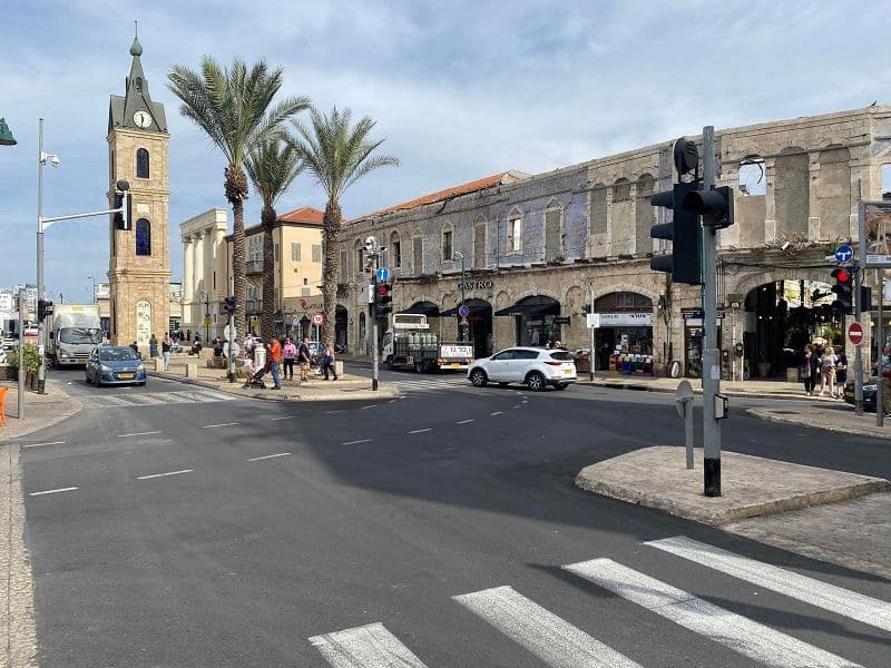 חנות 300 מ״ר, תמונה 1
