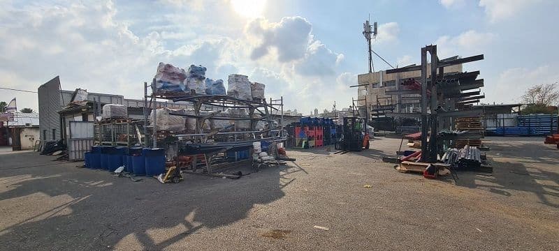 מבנה תעשיה 2053 מ״ר, א.ת., נס ציונה