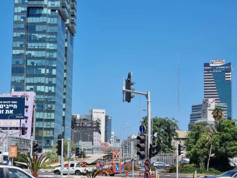 משרד 2200 מ״ר, תמונה 2