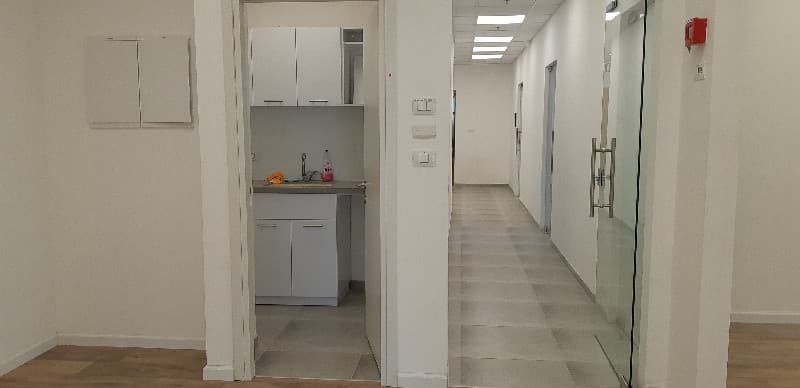 משרד 105 מ״ר, תמונה 2