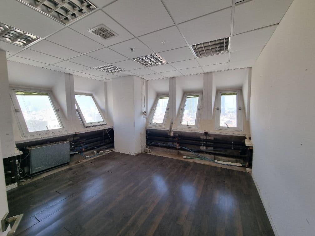 משרד 870 מ״ר, המרד, לב תל אביב, תל אביב יפו