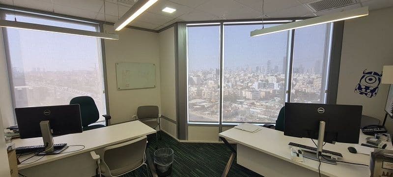 משרד 406 מ״ר, תמונה 2