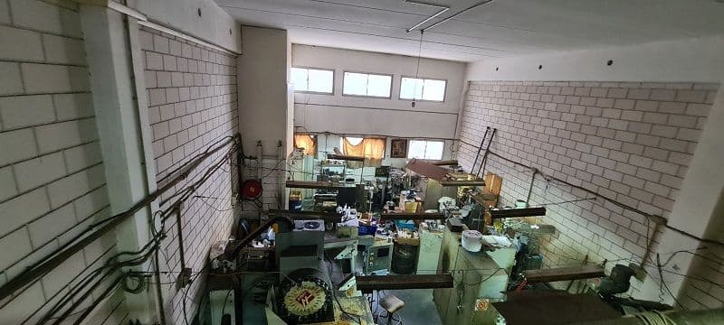 אולם/הול 150 מ״ר, תמונה 2