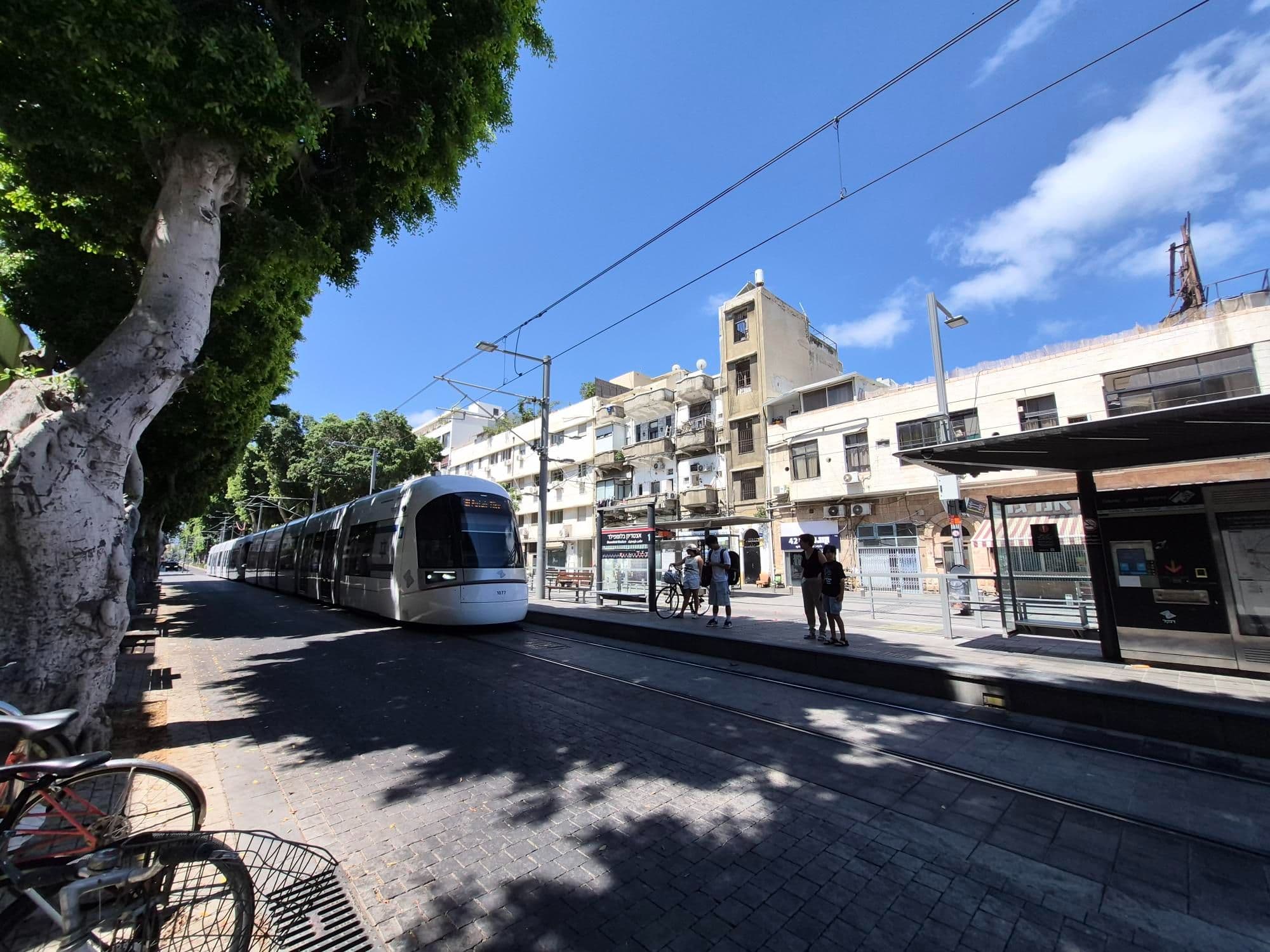 חנות 710 מ״ר, בן צבי, קרית שלום, תל אביב יפו