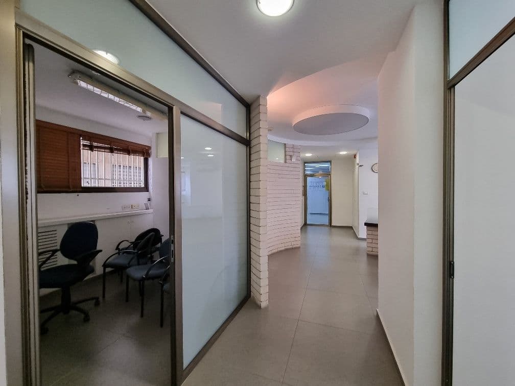 משרד 240 מ״ר, נאות אפקה, תל אביב יפו
