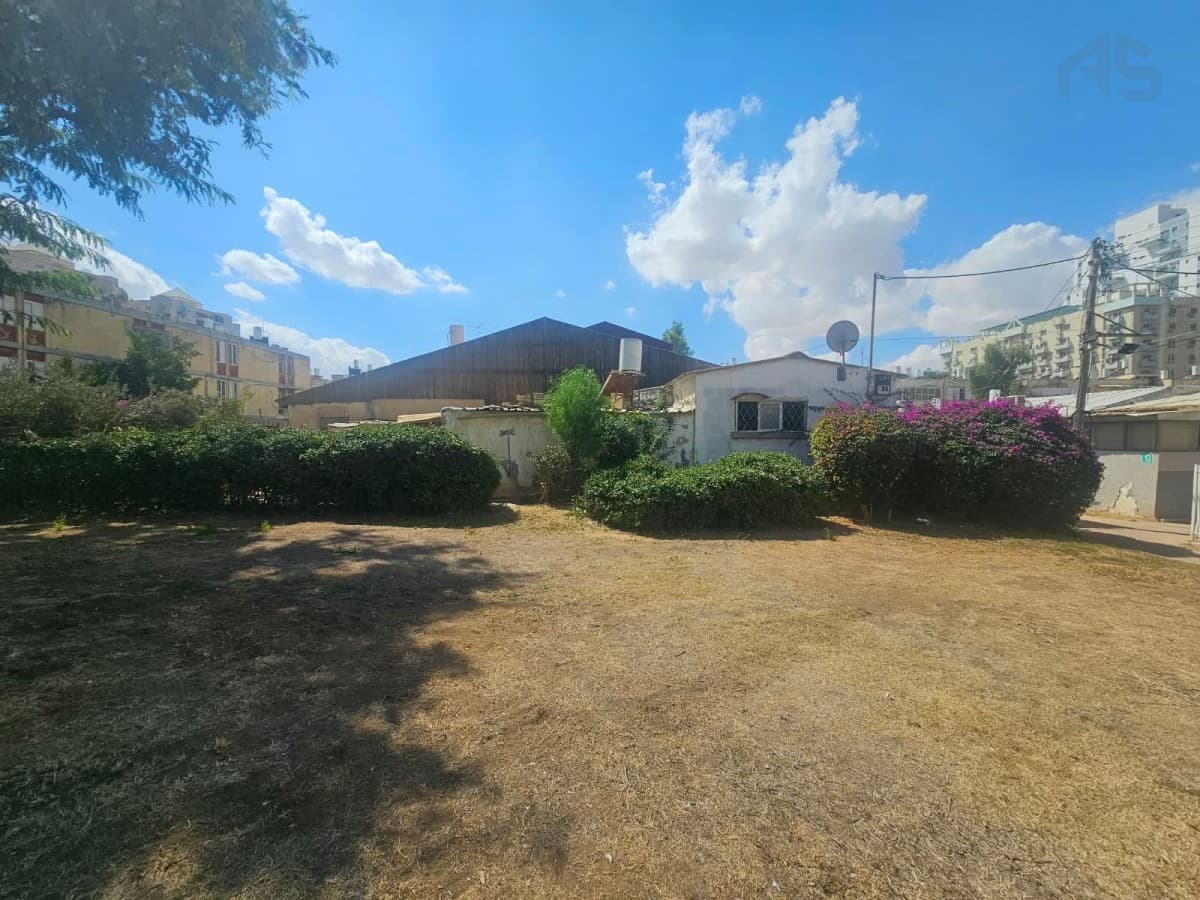 דירת קרקע 2 חדרים, תמונה 1