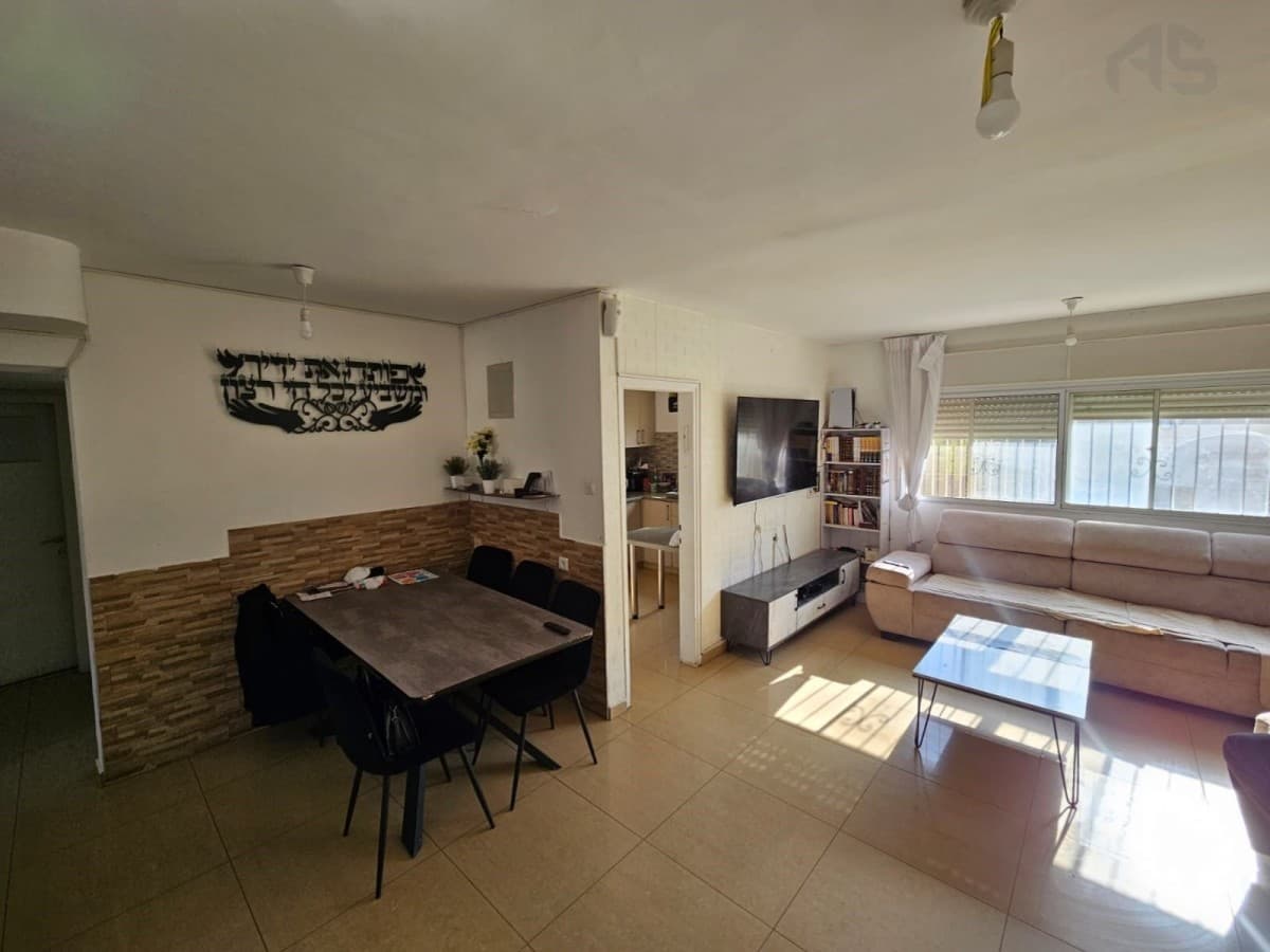 דירה 3.5 חדרים, תמונה 2