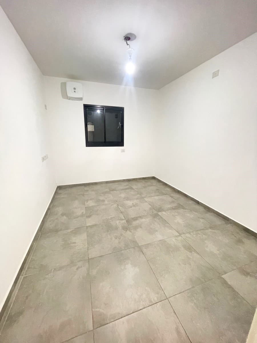 דירה 4 חדרים, תמונה 4