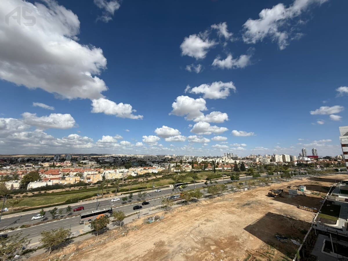 דירה 4 חדרים, תמונה 4