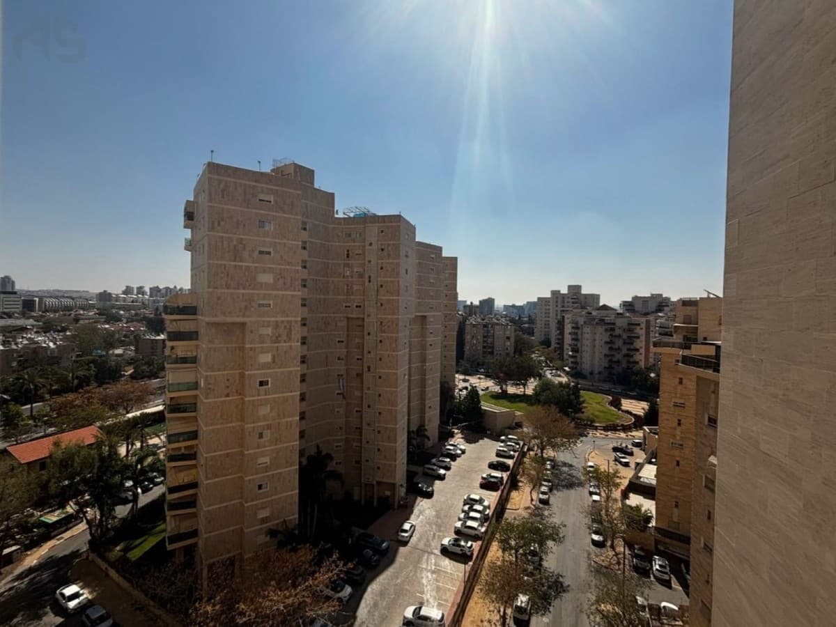 דירה 4 חדרים, תמונה 5