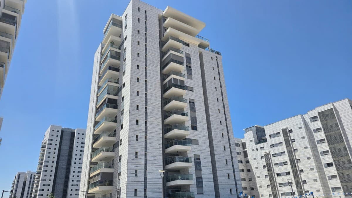 דירה 5 חדרים, כליל החורש 9, נהריה