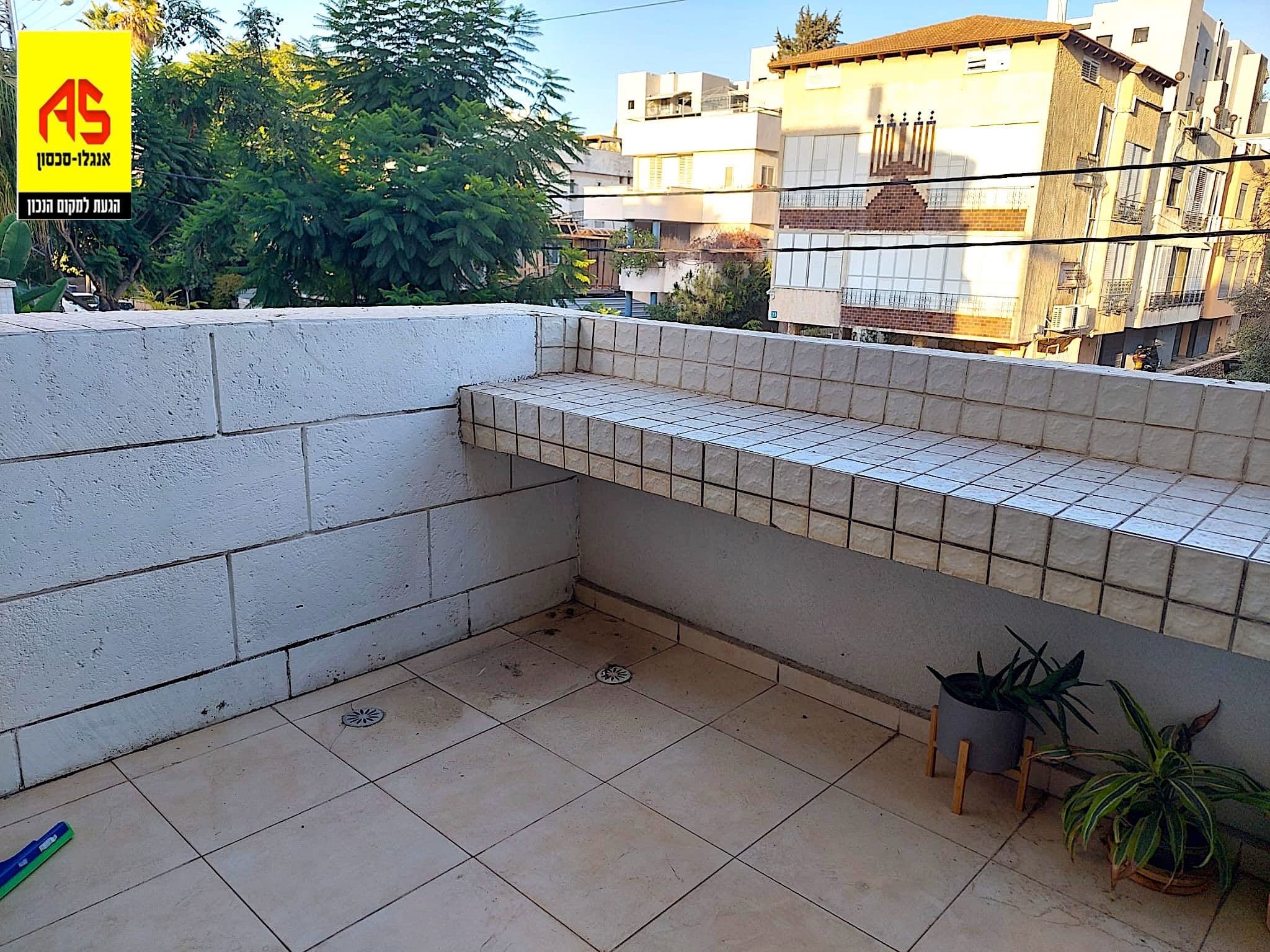 דירה 4 חדרים, הרצל, דרום מערב, רעננה
