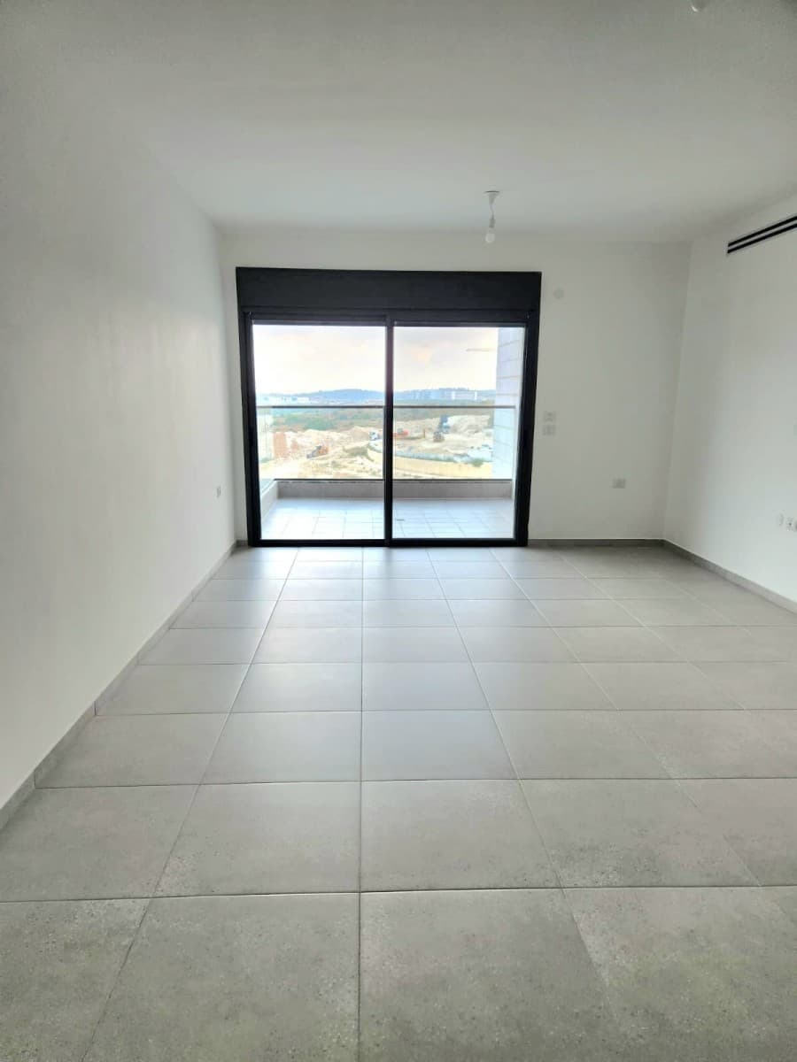 דירה 5 חדרים, חיים ויצמן, מורשת, מודיעין מכבים רעות