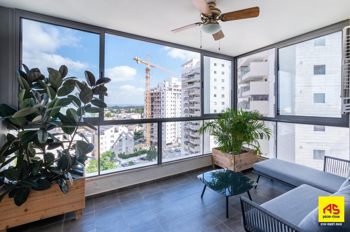 דירה 4 חדרים, גינת אגוז 3, נווה פרדסים, פרדס חנה כרכור