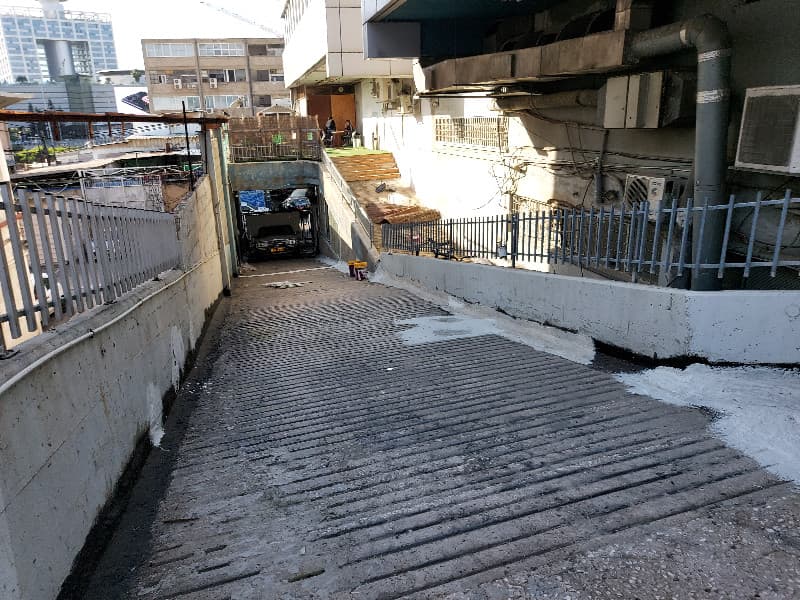 מבנה תעשיה 560 מ״ר, יגאל אלון, תל אביב יפו
