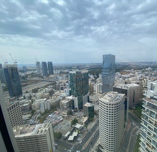 משרד 200 מ״ר, זבוטינסקי, מרכז, רמת גן